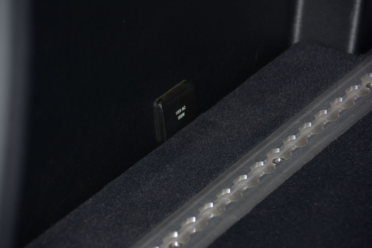 CargoShelf115VOutlet.jpg